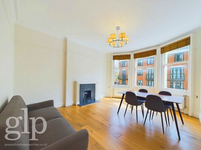 2 Bedroom Flat To Rent In Ridgmount Gardens, London, Greater London, WC1E