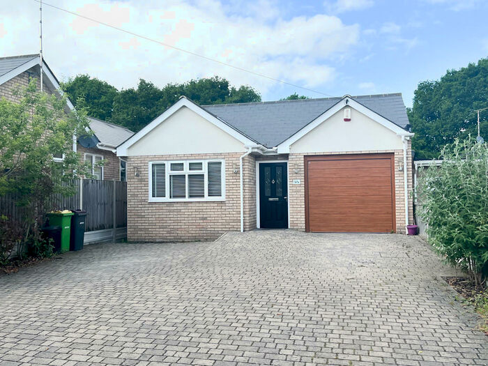 3 Bedroom Detached Bungalow To Rent In Highams Road, Hockley, SS5