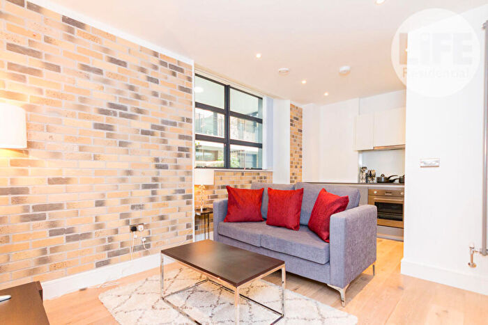 Flat To Rent In Carlow Street, Camden, NW1