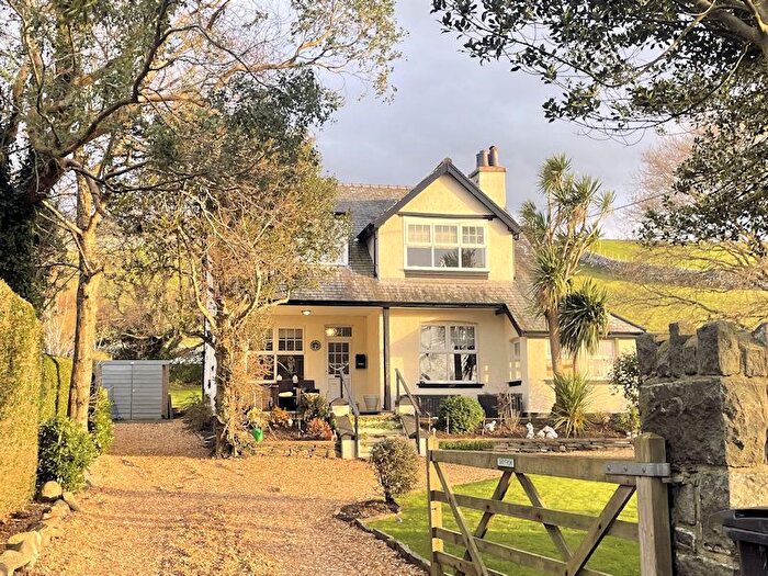 4 Bedroom Detached House For Sale In Llwyngwril, Llwyngwril, LL37