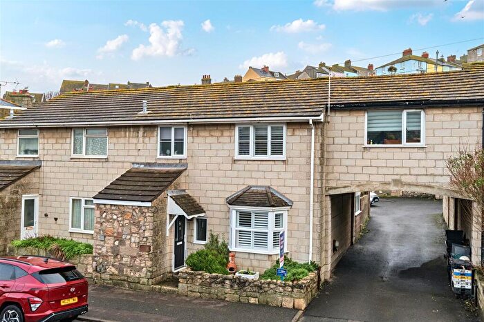 3 Bedroom Terraced House For Sale In Chiswell, Portland, DT5