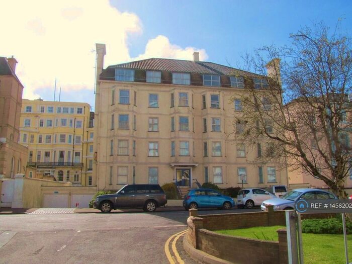 2 Bedroom Flat To Rent In Trinity Place, Eastbourne, BN21