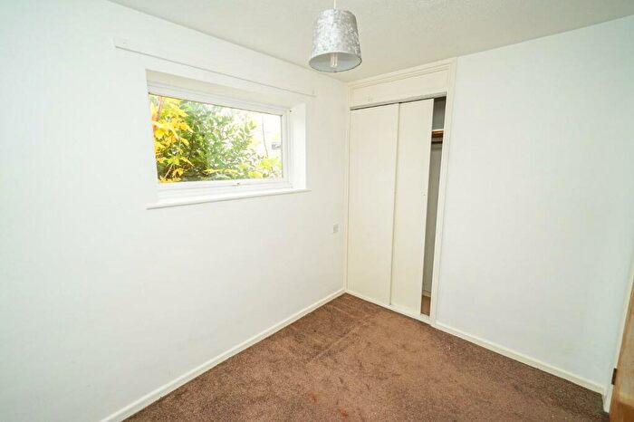 2 Bedroom Flat For Sale In Clarence Road, Leighton Buzzard, LU7