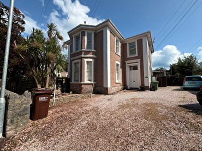 2 Bedroom Property To Rent In St. Margarets Road, Torquay, TQ1