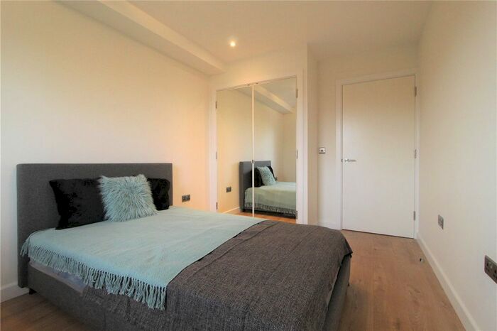 1 Bedroom Flat To Rent In The Cloisters, London, W5