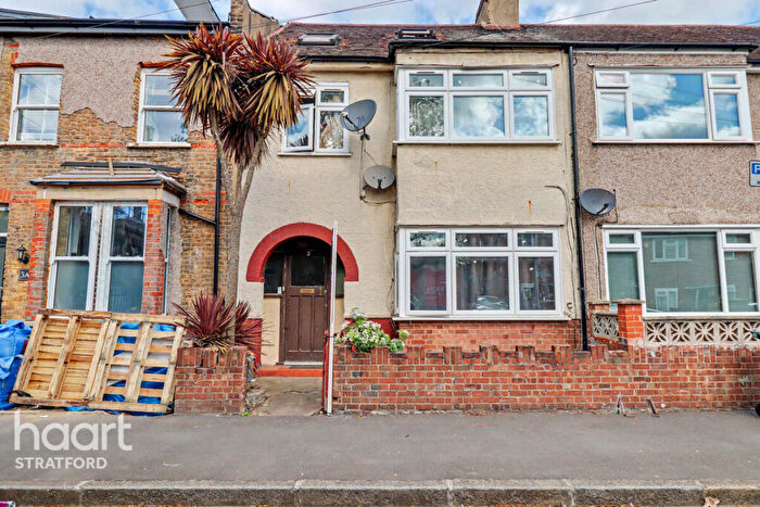 5 Bedroom Terraced House For Sale In Talbot Road, Forest Gate, E7