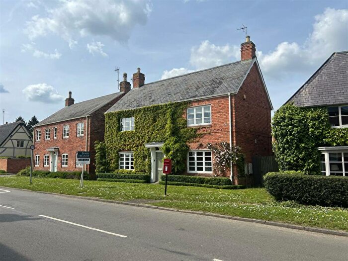 4 Bedroom Detached House For Sale In Fargate Lodge, Tur Langton, Leicestershire, LE8