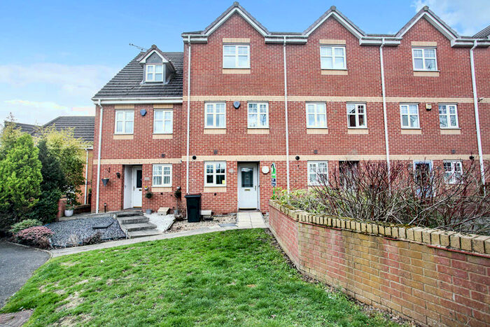4 Bedroom Terraced House To Rent In Marigold Walk, Nuneaton, Warwickshire, CV10