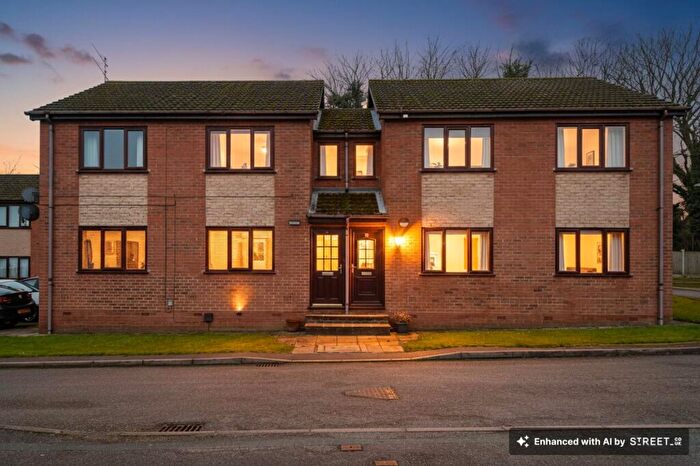 2 Bedroom Apartment To Rent In Alford Close, Chesterfield, S40