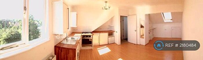 Studio To Rent In Nelson House, London, BR3