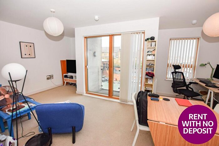1 Bedroom Flat To Rent In Britton House, Lord Street, Green Quarter, Manchester, M4