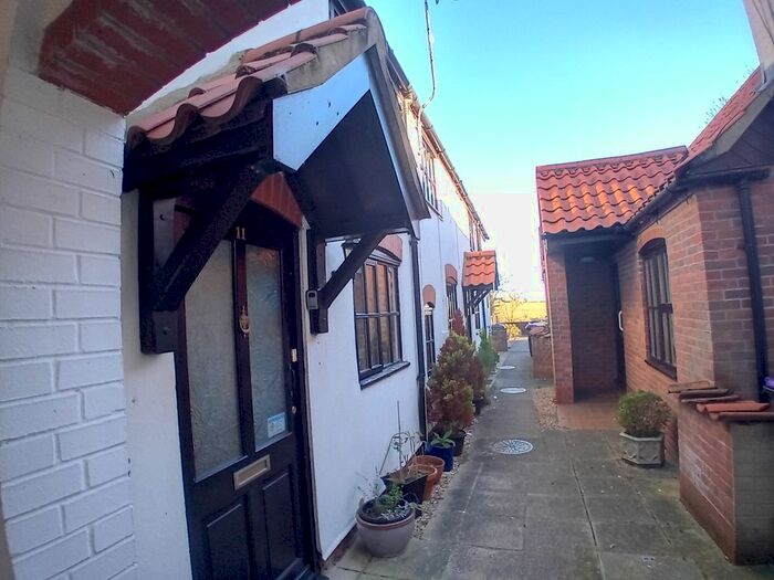 2 Bedroom Terraced House To Rent In Tannery Lane, Folkingham, Sleaford, NG34