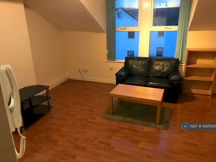 1 Bedroom Flat To Rent In Grove Street, Morecambe, LA4