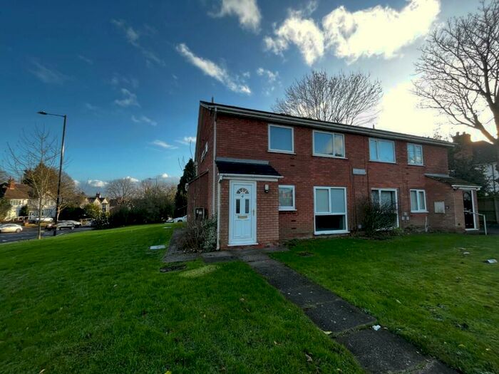 2 Bedroom Flat To Rent In Hagley Road West, Birmingham, B17