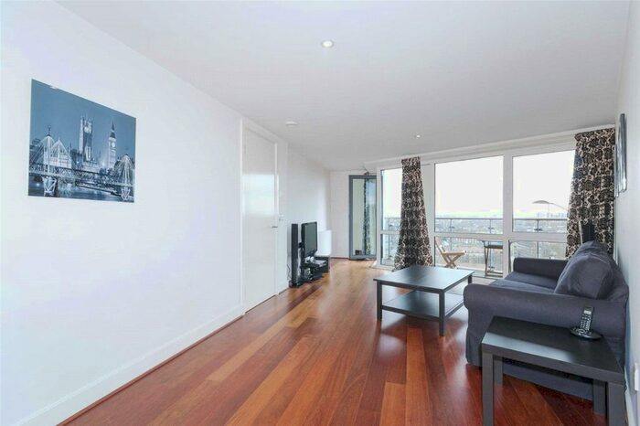 1 Bedroom Flat To Rent In Salamanca Tower, Salamanca Place, Albert Embankment, SE1