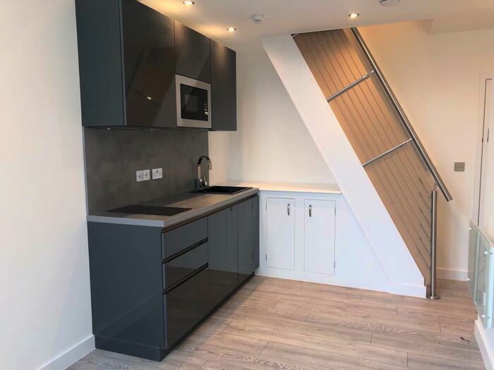Apartment To Rent In Newbury, Berkshire, RG14