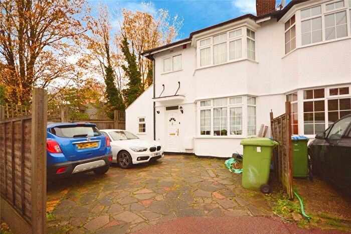 1 Bedroom Flat To Rent In Mitchell Close, London, SE2