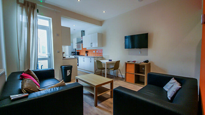 5 Bedroom Property To Rent In Alton Road, Selly Oak, Birmingham, B29