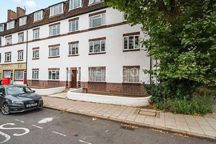2 Bedroom Apartment For Sale In Kennington Road, Kenneth Court Kennington Road, SE11