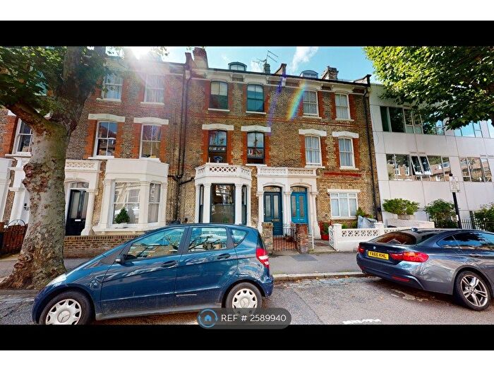 6 Bedroom Terraced House To Rent In Stavordale Road, London, N5