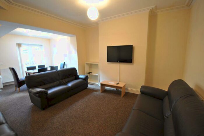 7 Bedroom Property To Rent In Osborne Road, NE2