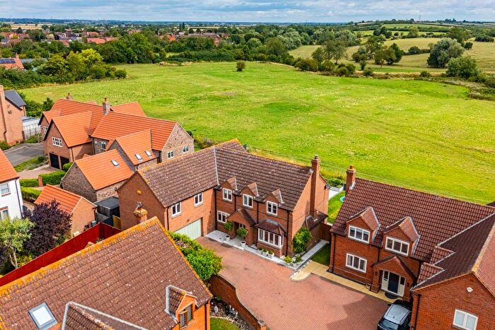 6 Bedroom Detached House For Sale In The Peacocks, Long Bennington, Newark, Nottinghamshire, NG23
