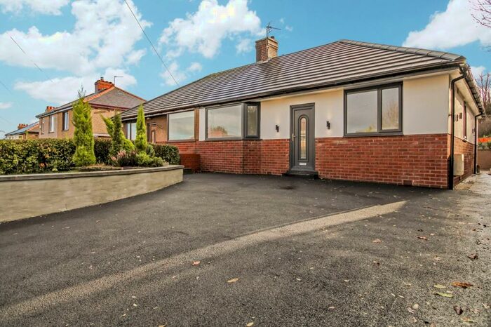 3 Bedroom Semi-Detached House To Rent In Bog Height Road, Darwen, BB3