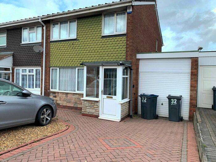 3 Bedroom House To Rent In Newmarket Way, B36