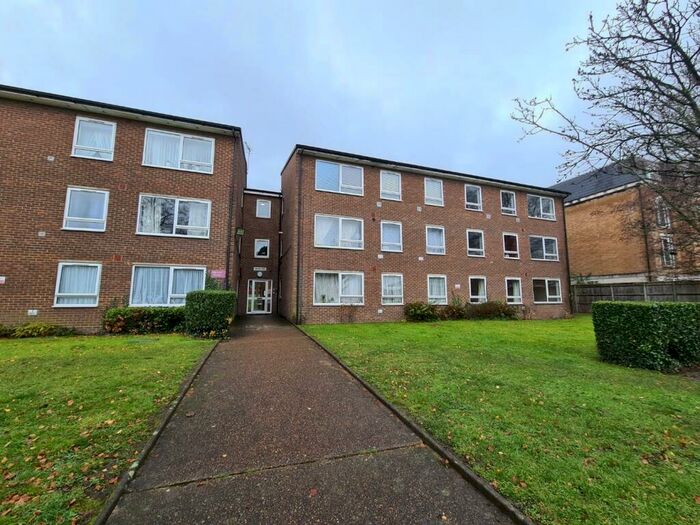 2 Bedroom Flat To Rent In Sinclair Court, Canning Road, Croydon, CR0