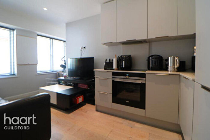 1 Bedroom Flat To Rent In Chertsey Street, Guildford, GU1