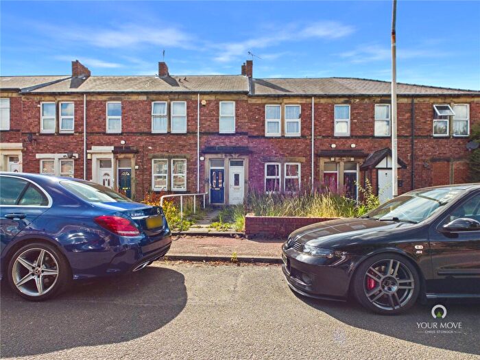 2 Bedroom Flat To Rent In Camborne Grove, Gateshead, NE8