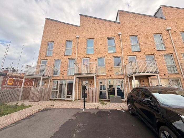 3 Bedroom House To Rent In Lescar Road, Waverley, Rotherham, South Yorkshire, S60