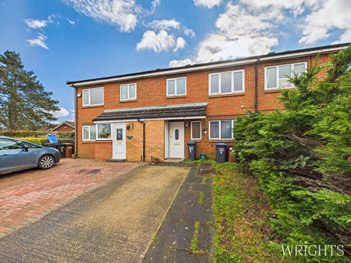 3 Bedroom Terraced House To Rent In Nutfield, Welwyn Garden City, AL7