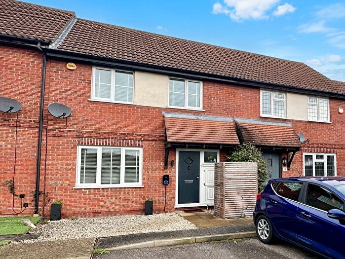 3 Bedroom Terraced House For Sale In Yew Close, Laindon, SS15