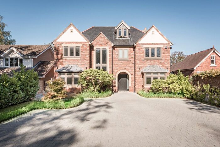 6 Bedroom Detached House For Sale In Avenue Road, Dorridge, B93