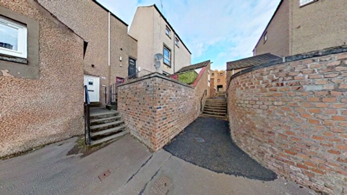 2 Bedroom Terraced House To Rent In King Street, City Centre, Dundee, DD1