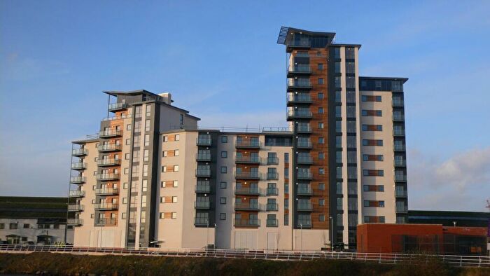 2 Bedroom Apartment To Rent In Overstone Court, Cardiff Bay, CF10
