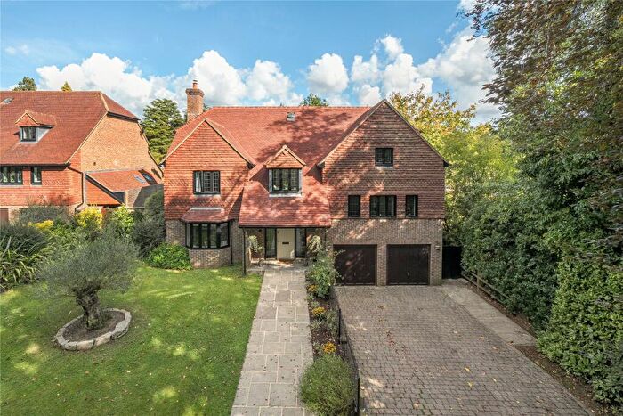 5 Bedroom Detached House For Sale In Kemnal Park, Haslemere, Surrey, GU27