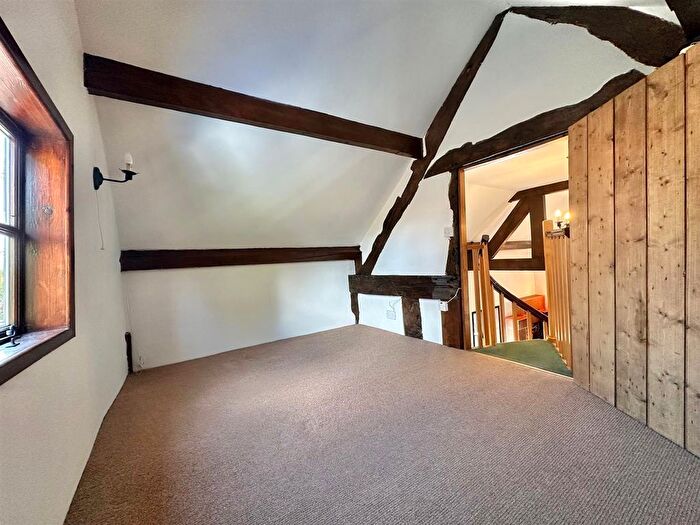 2 Bedroom Cottage For Sale In Nantwich Road, Wrenbury, Cheshire, CW5