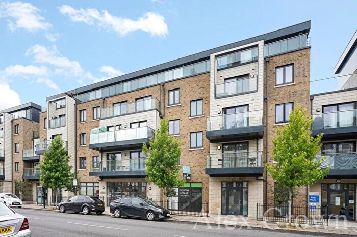 2 Bedroom Apartment To Rent In Argo House, Kilburn Park Road, Maida Vale, NW6