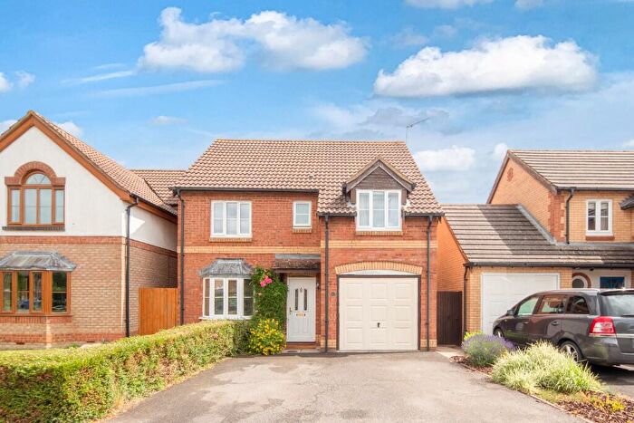 4 Bedroom Detached House For Sale In Hawksmead, Langford Village, Bicester, Oxfordshire, OX26
