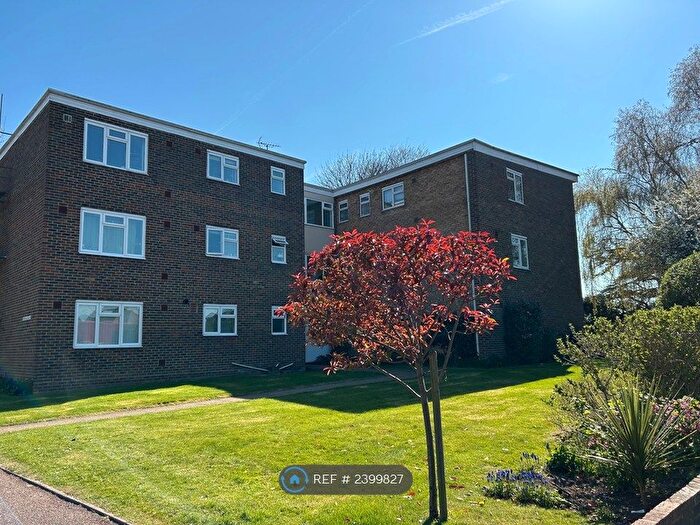 2 Bedroom Flat To Rent In Jupps Lane, Goring-By-Sea, Worthing, BN12