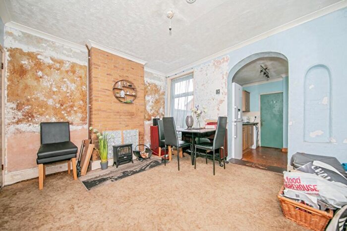 2 Bedroom Semi-Detached House For Sale In Bramford Lane, Ipswich, Suffolk, IP1