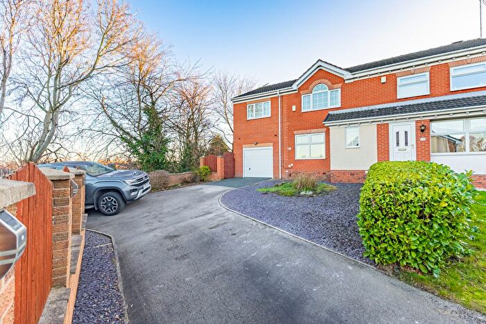 5 Bedroom Semi Detached House For Sale In Buckthorne Drive, East Ardsley, WF3