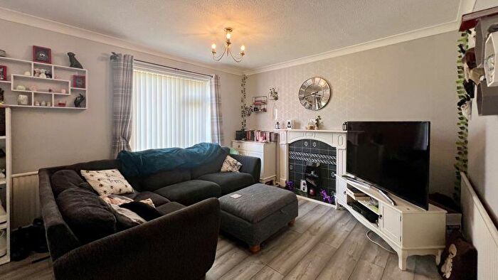 3 Bedroom Terraced House For Sale In Edgemere, Scunthorpe, DN15