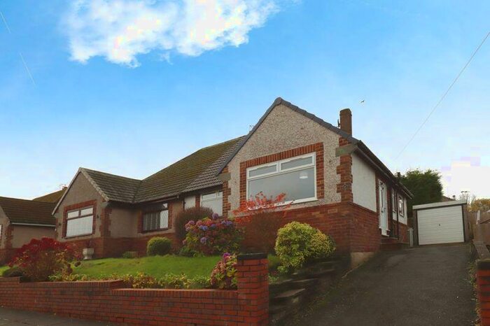 2 Bedroom Bungalow To Rent In Holden Avenue, Bury, BL9