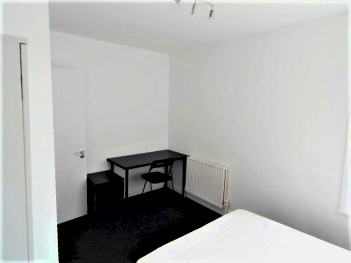 1 Bedroom Terraced House To Rent In Brays Lane, Stoke, Coventry, CV2