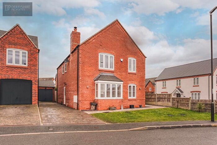 4 Bedroom Detached House For Sale In Brackenfield View, Wessington, DE55
