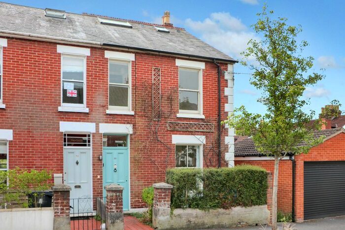 4 Bedroom Semi-Detached House To Rent In St. Marks Road, Salisbury, SP1