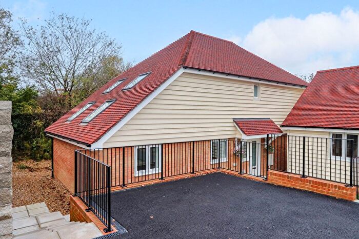 4 Bedroom Detached House For Sale In A High Street, Battle, TN33